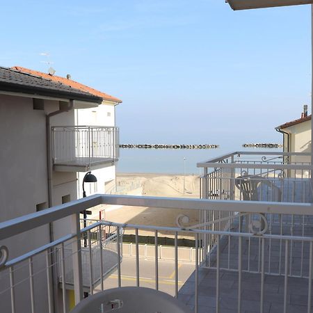 Hotel Barca D'Oro Bellaria-Igea Marina Bagian luar foto