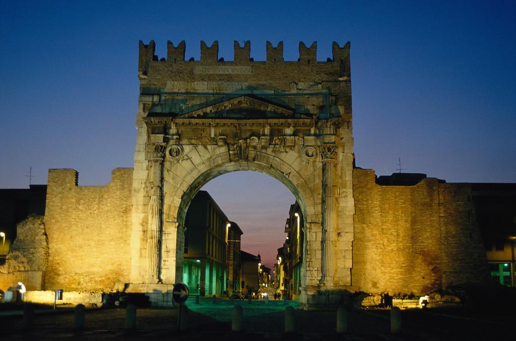 Hotel Barca D'Oro Bellaria-Igea Marina Bagian luar foto